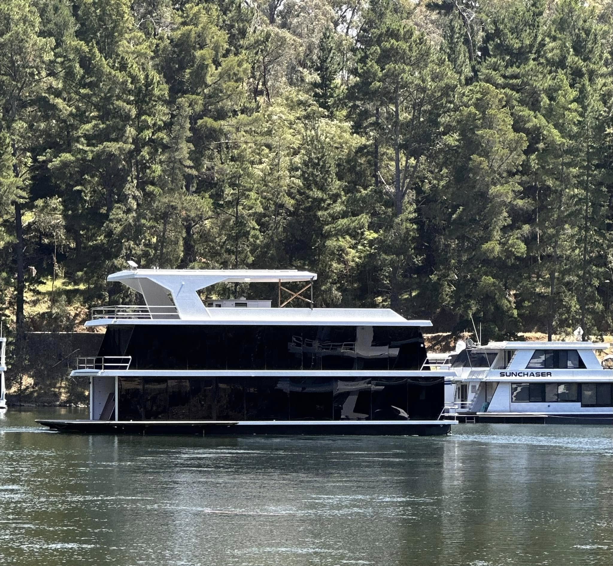 The Houseboat Factory